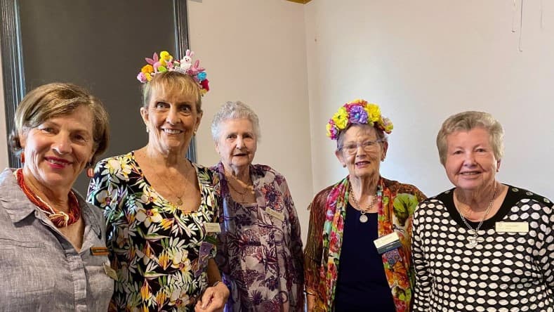 Manilla VIEW Club celebrated Easter at April Meeting