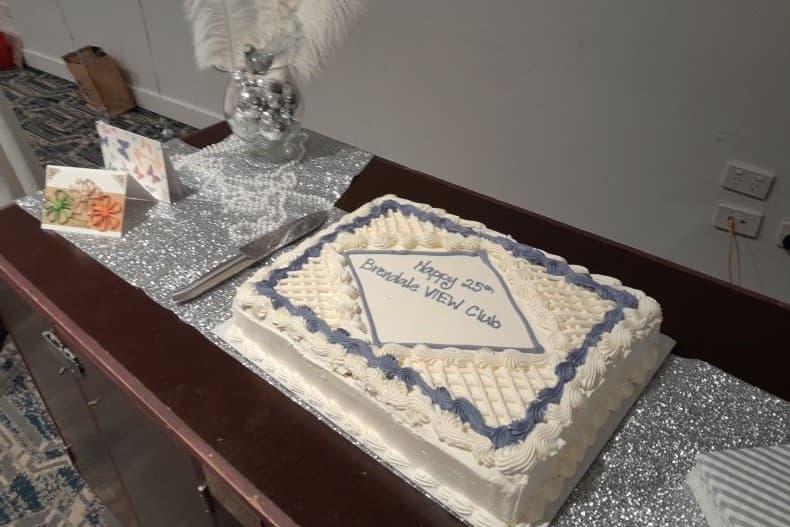 brendales-25th-birthday-cake